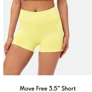 Outdoor Voices move free workout shorts - Small